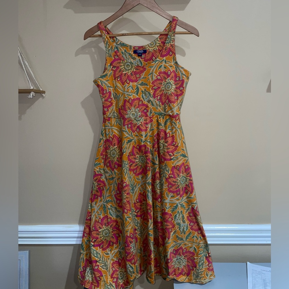 FLORAL DRESS BY CHAPS